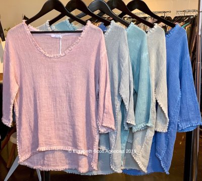 Raw Edge Linen Top 3/4 Sleeve